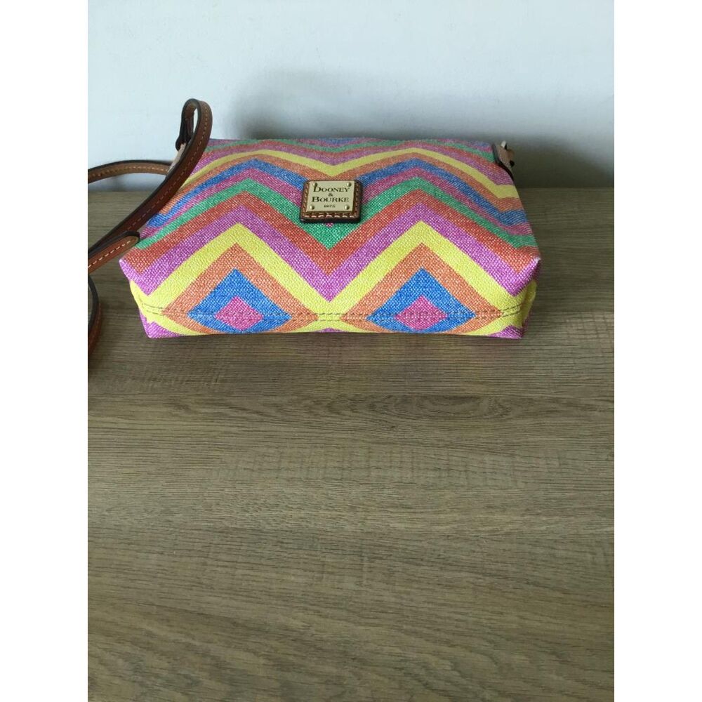 Dooney & Bourke Crossbody Bag in Rainbow Chevron Pattern w/Dustbag - Picture 3 of 10